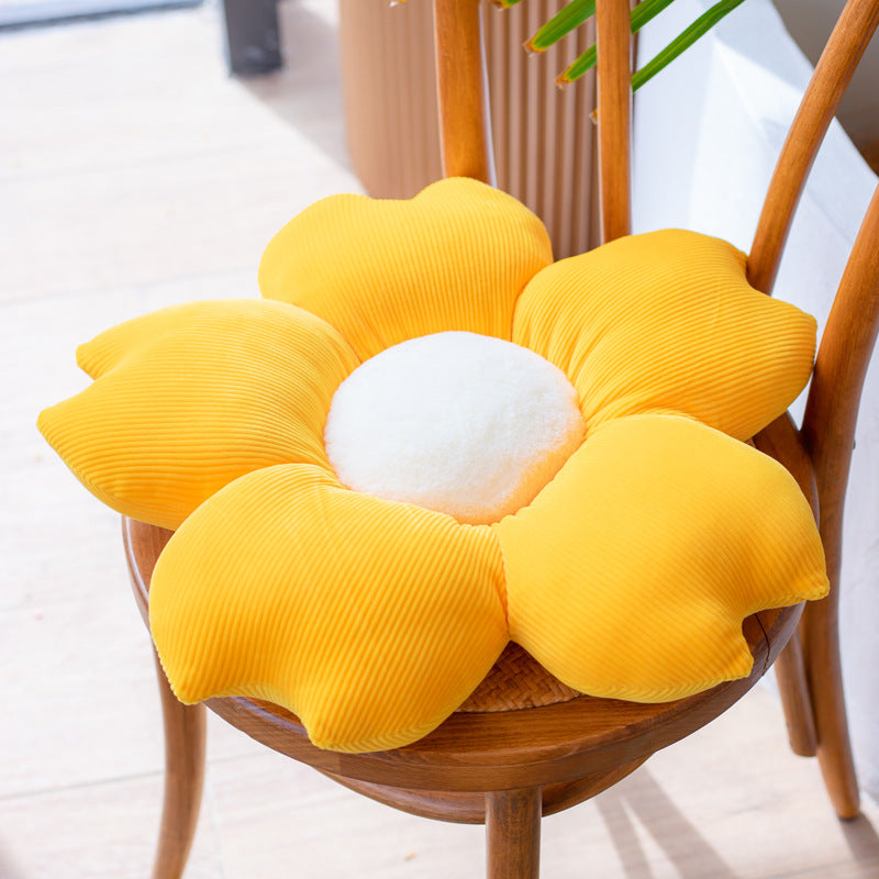 Sofa Pillows - Small Daisy Flower Cushion